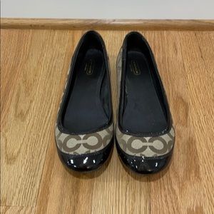 EUC Coach flats. Size 9.5